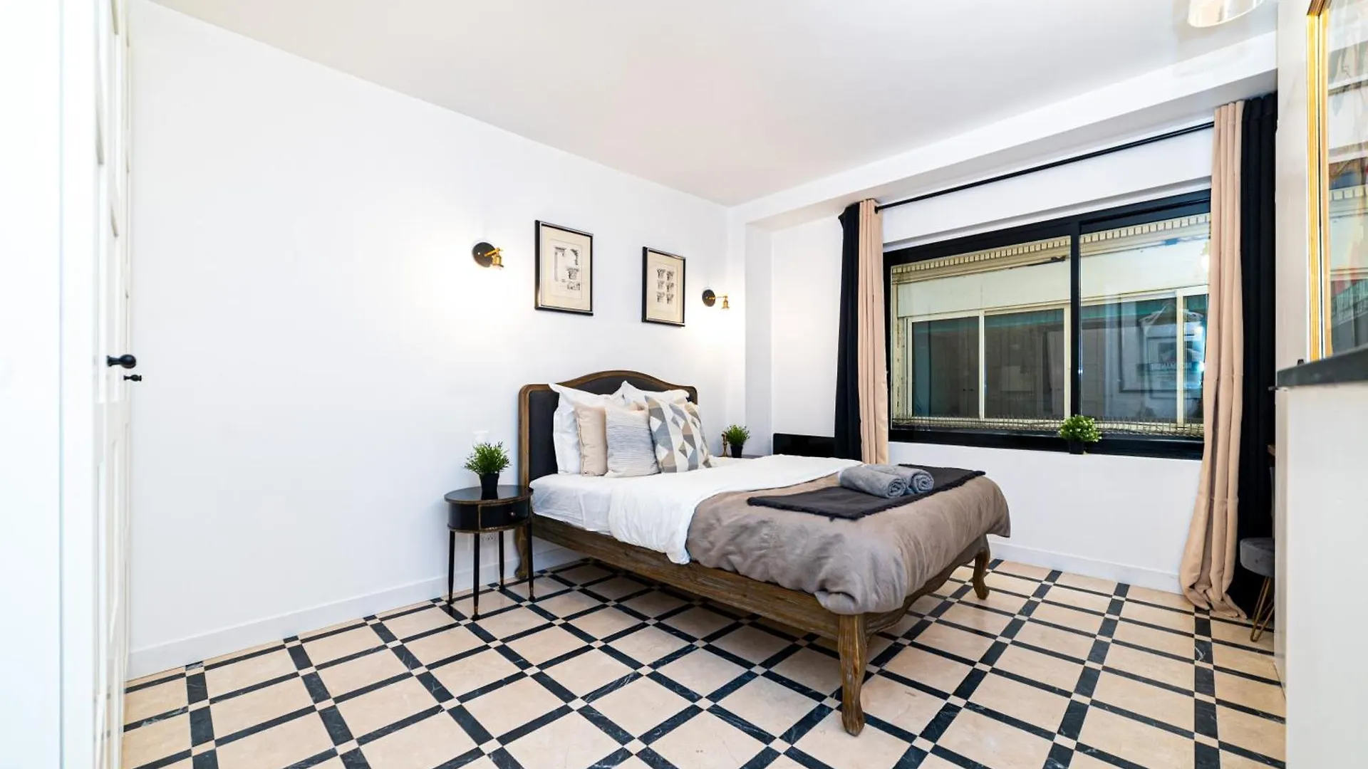 Triplex 50 M2 - Montorgueil & Marais Apartment Paris France