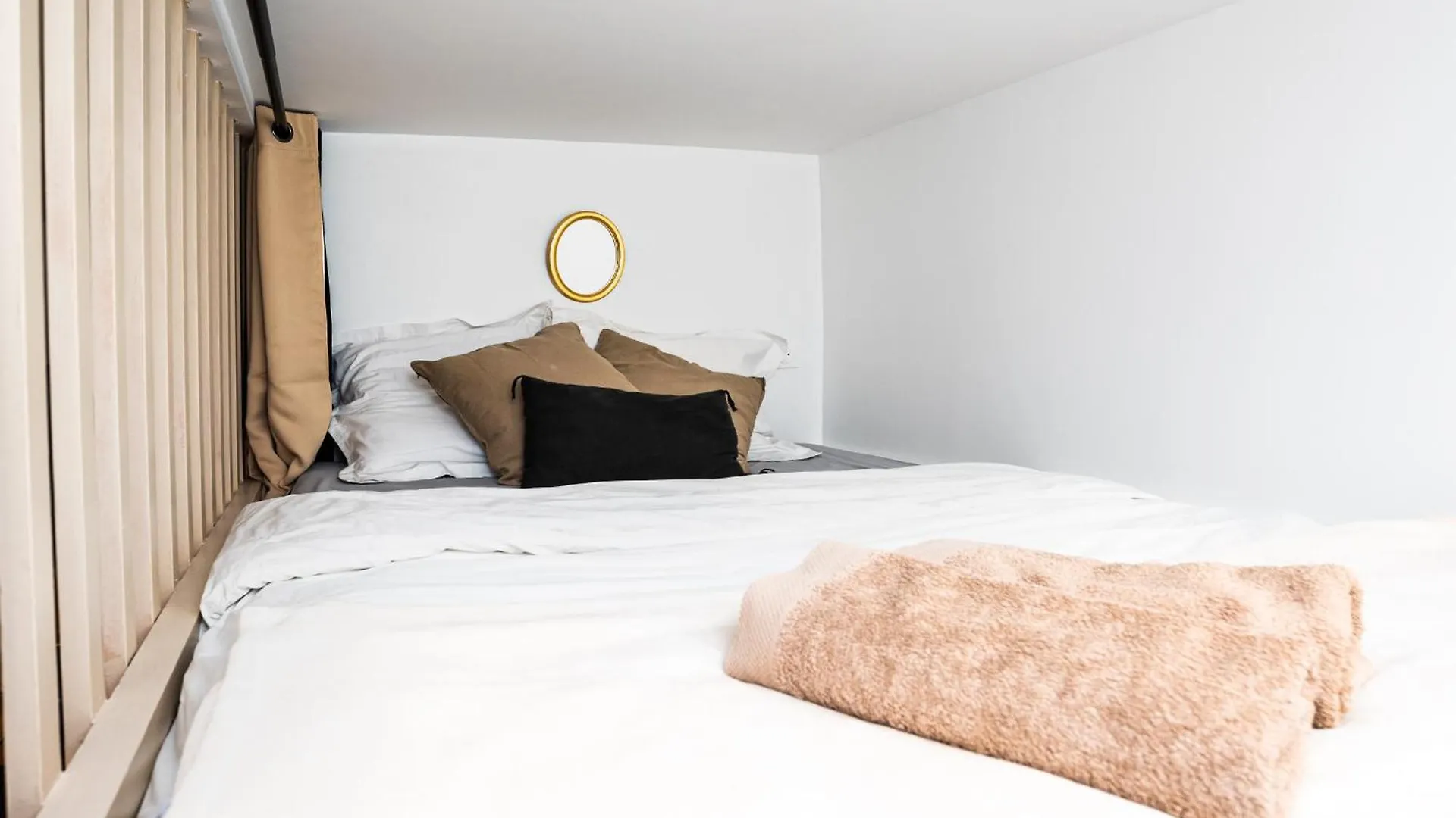 Triplex 50 M2 - Montorgueil & Marais Apartment Paris France